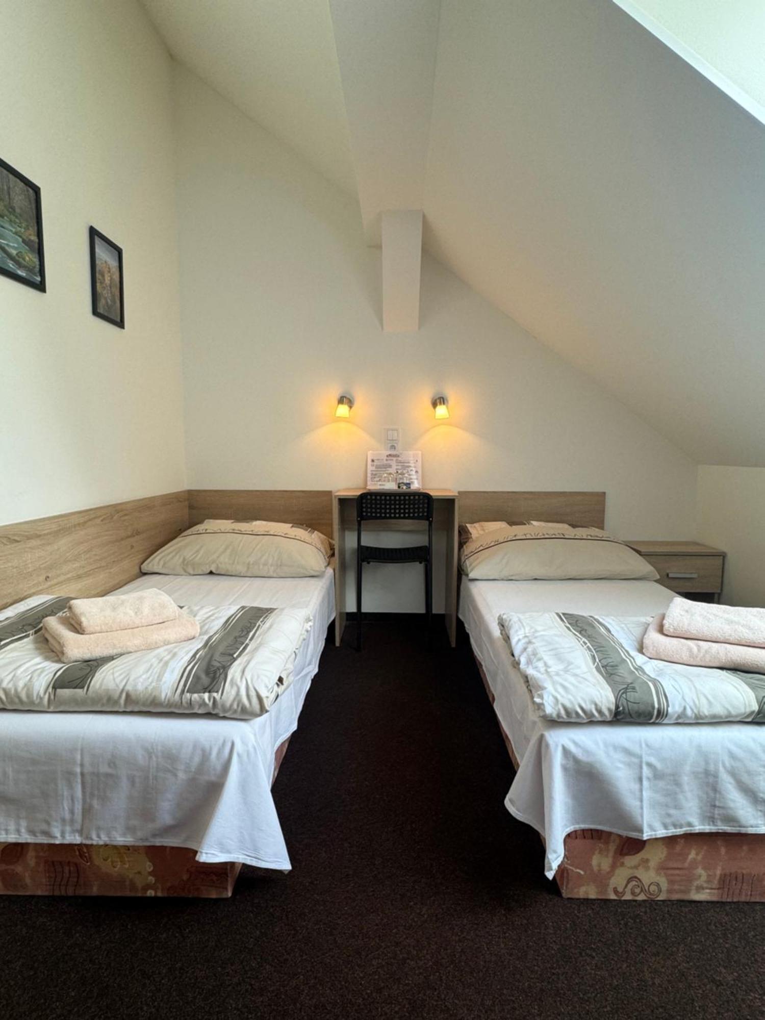 Hotel Formule Decin Eksteriør bilde
