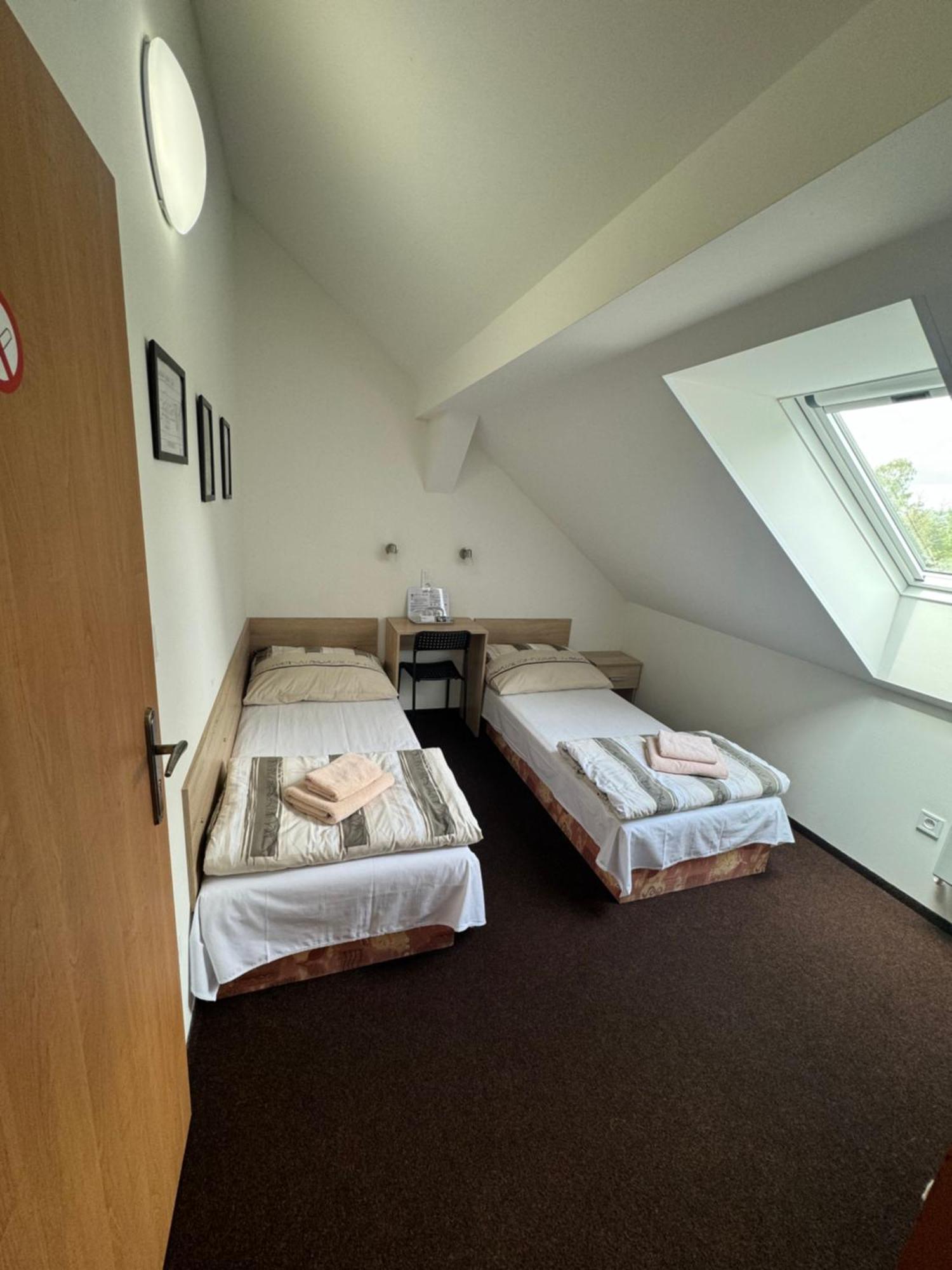 Hotel Formule Decin Eksteriør bilde