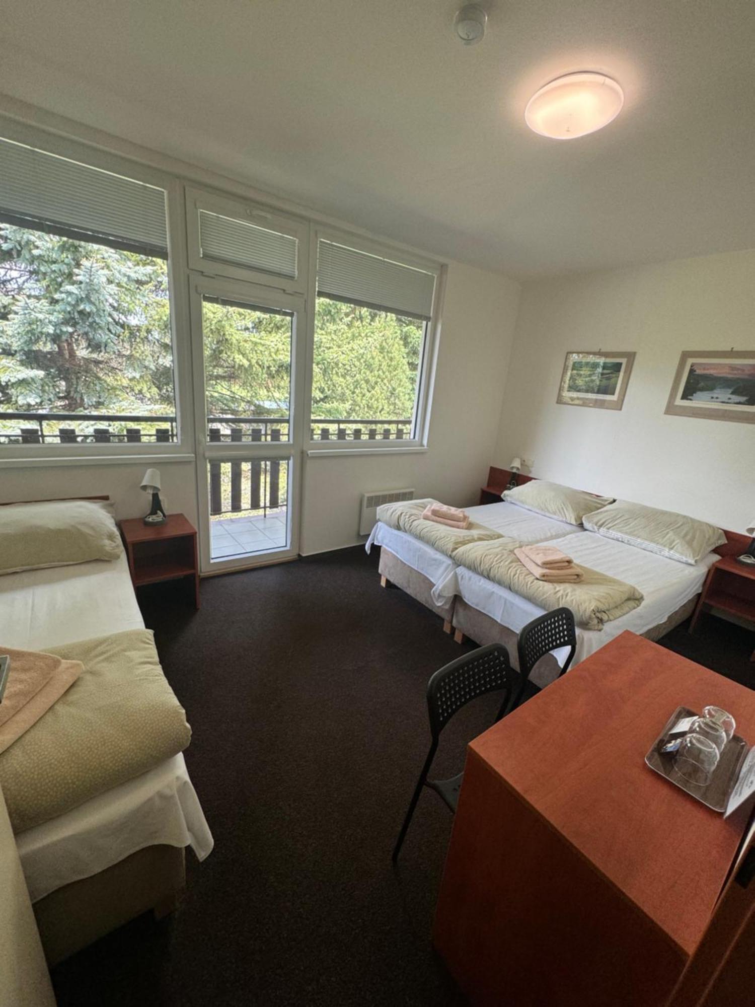 Hotel Formule Decin Eksteriør bilde